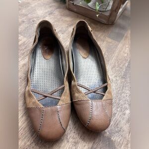 Cole Hahn Nike Air ballet slipons for Women tan